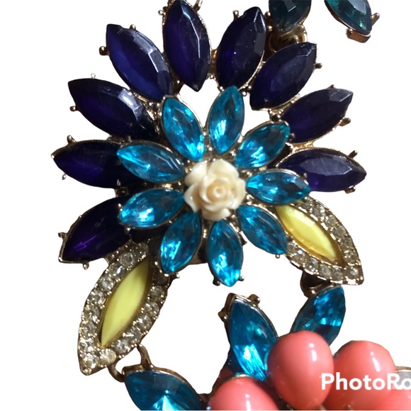 Spring Flower Statement Necklace - Picture 3 of 5